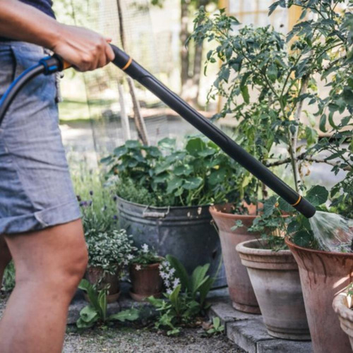 Fiskars Lanca Zraszająca Regulowana 1052185